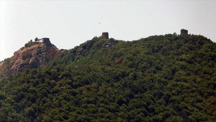 Les Torres de Guaita del Vallespir s'encendran aquest vespre