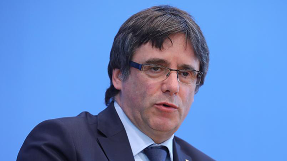 Unitat Catalana convida el President Puigdemont a Perpinyà (informatiu).