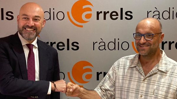 Ràdio Arrels i Catalunya Ràdio segellen un acord per les transmissions de rugbi en català