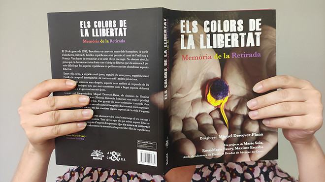 Els Colors de La Llibertat, un treball escolar que ha donat un llibre que recull de testimonis de la retirada