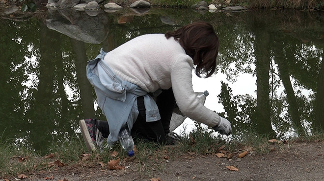 Més de 80 nenes i nens participen a l’acció de conscienciació mediambiental «Let’s Clean Europe» a la llacuna de la Tet d'Illa