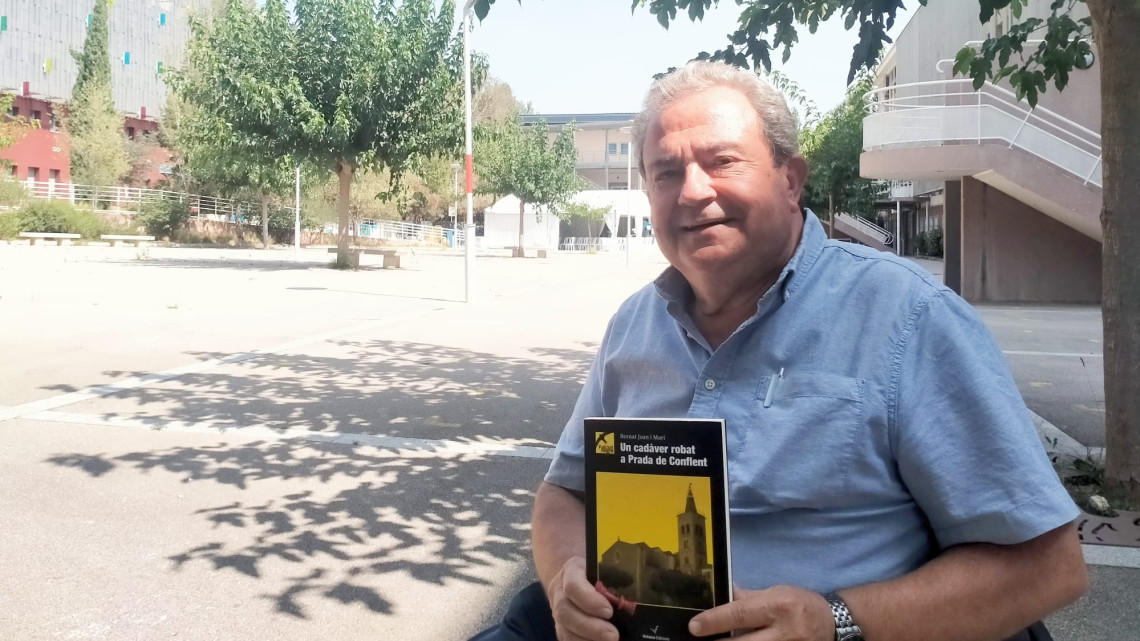 Un cadàver robat a Prada de Conflent, una novel·la de Bernat Joan i Marí