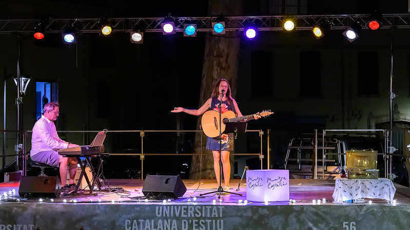 Montse Castellà, una artista polifacecita a la Universitat Catalana d’Estiu