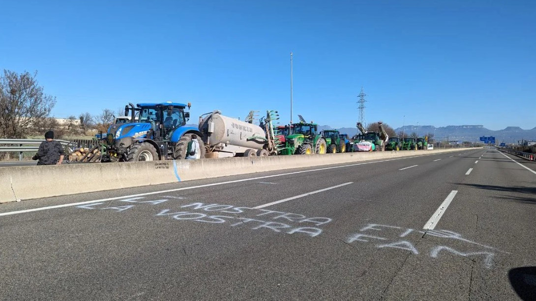 Els pagesos de Girona tallaran l’AP7-A9 dilluns vinent