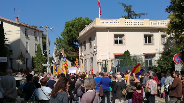 Crida a manifestar davant el consolat d’Espanya a Perpinyà.