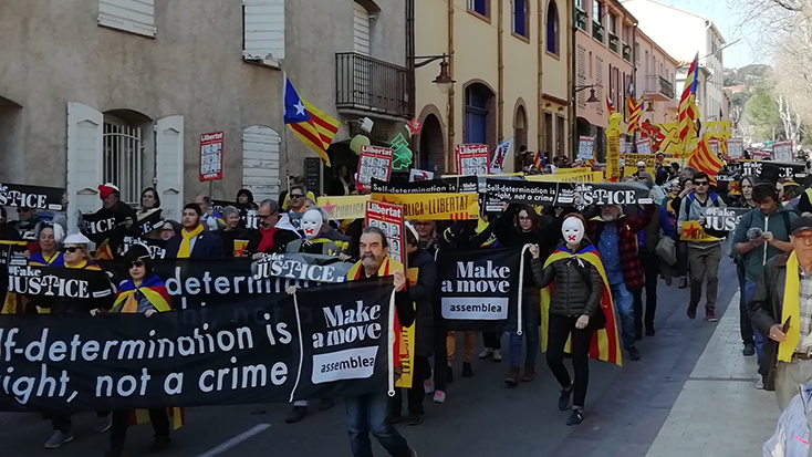 Polèmica al partit Comunista per l'assistència de Nicolas Gracia, secretari federal del partit, a la manifestació a favor de l'alliberament dels presos polítics durant la visita de Pedro Sànchez