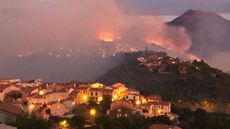 100 persones evacuades a Banyuls de la Marenda per un incendi